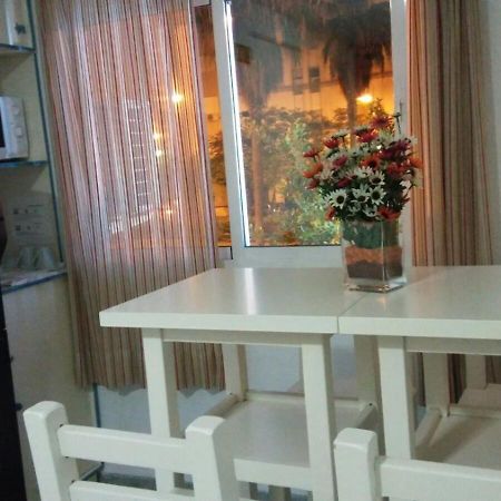 Hostal Maribel Almeria Exterior photo
