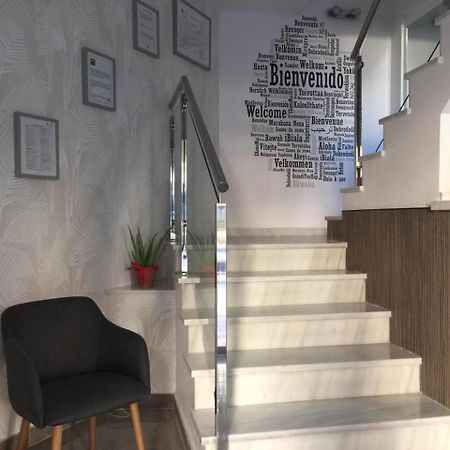 Hostal Maribel Almeria Exterior photo