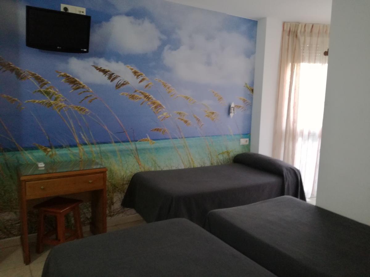 Hostal Maribel Almeria Exterior photo