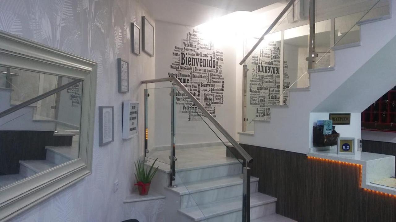 Hostal Maribel Almeria Exterior photo
