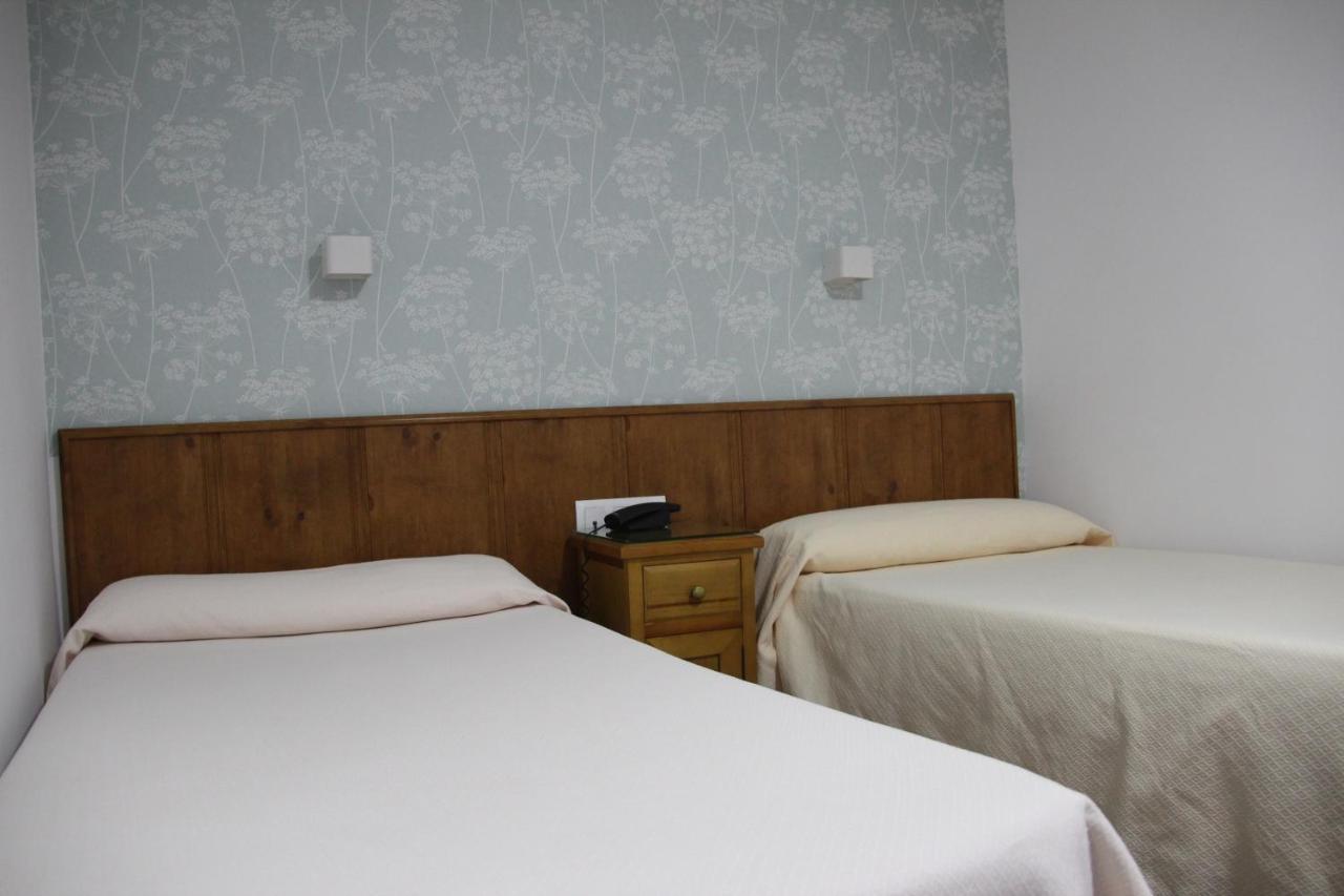 Hostal Maribel Almeria Exterior photo